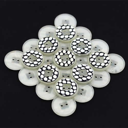 13996 Sullivans 22mm Round Plastic Button - Middle Square Opaque, Black/white Patterned - 36 In A Tube