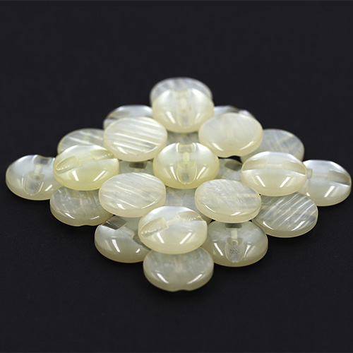 14741 Sullivans 18mm Round Plastic Button With Shank - Cream - Bag Of 100