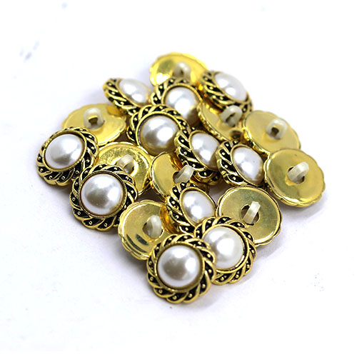14847 Sullivans 12mm Round Pearl Plastic Button Surrounded With Gold Detailing - 25 In A Tube 