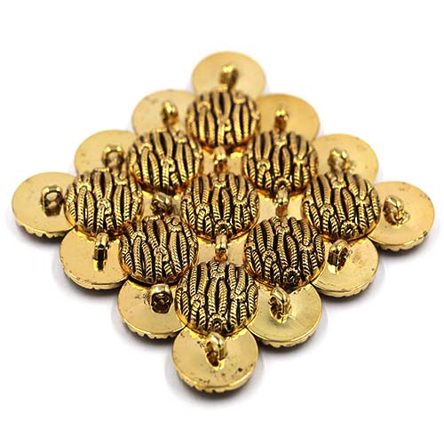 14905 Sullivans 21mm Round Plastic Shank Button With Knot Patterns - Gold - 18 In A Tube 