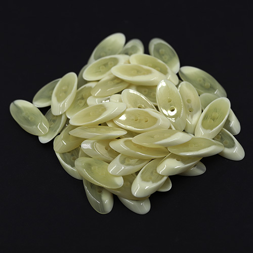 15420 Sullivans 30mm Slivered Wood Effect Plastic Button 2 Hole- Cream - 78 In A Tube