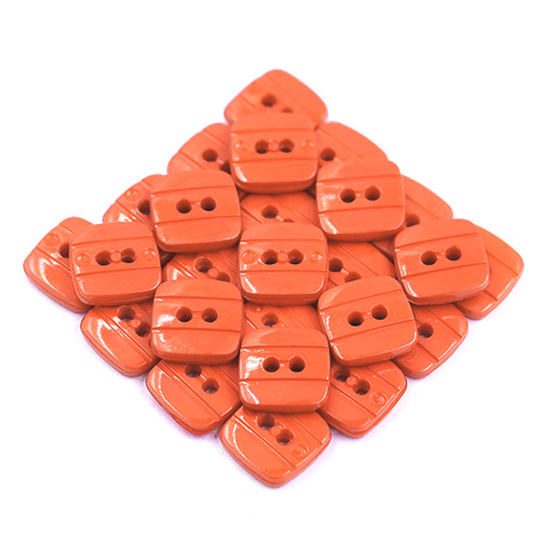 15752 Sullivans 15mm Square Plastic Button - Orange - 49 In A Tube