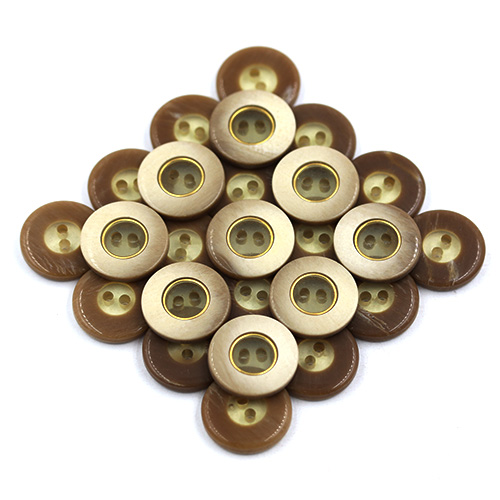 15783 Sullivans 16mm Clear Round Plastic Button 2 Hole With Block Border - Beige - Bag Of 100