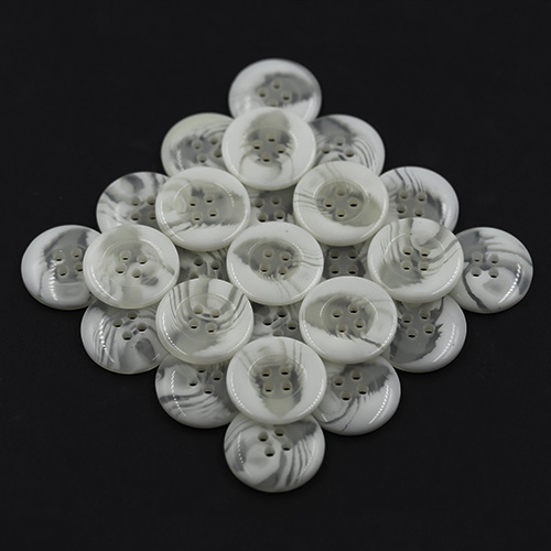 15971 Sullivans 20mm Swirl Two Tone Round Plastic Button 4 Hole - White - Bag Of 100