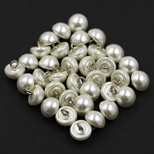 16679 Sullivans 10mm Pearl Plastic Button With Shank - Cream - 36 In A Tube