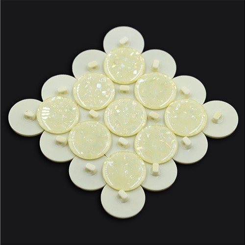 17636 Sullivans 22mm Round Plastic Button With Shiny Flecks - Off White - 21 In A Tube