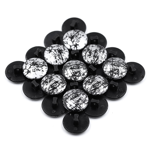 18241 Sullivans 15mm Round Plastic Button With Graffitti Pattern - Silver/black - 20 In A Tube