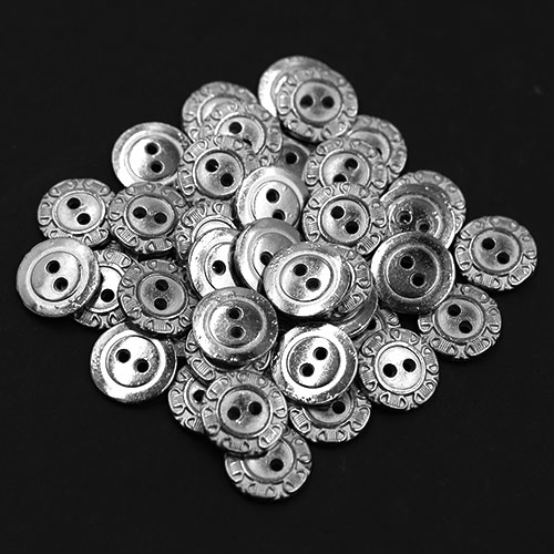 19031 Sullivans 15mm Round Metal Button With Detailed Border - Silver - 67 In A Tube
