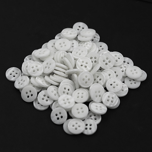 19082 Sullivans 13mm Plastic Button With Four Holes - White - 115 In A Tube
