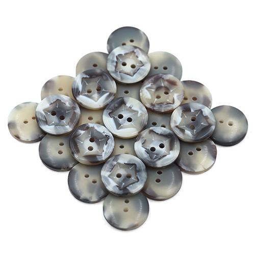 19114 Sullivans 17mm Plastic Button With Star Insert - Cream/stone - 39 In A Tube