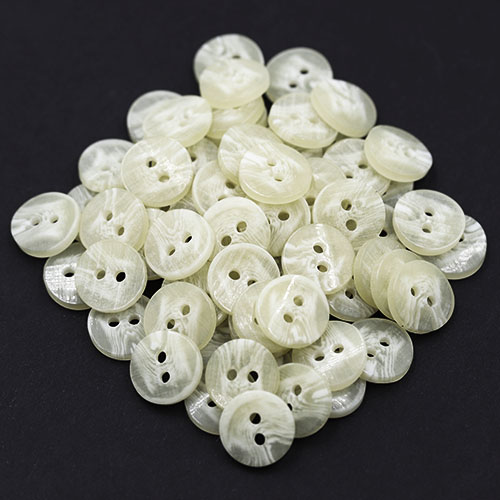19115 Sullivans 12mm Plastic Button With Two Holes - Cream - 67 In A Tube