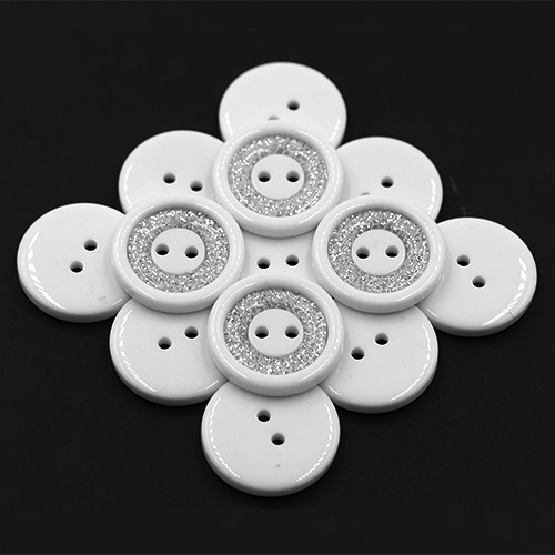 19218 Sullivans 30mm Round Plastic Button 2 Hole With Diamonte Circle - White - 22 In A Tube