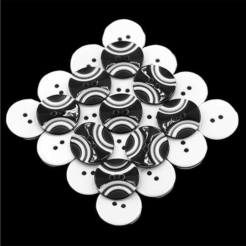 19292 Sullivans 18mm Round Plastic Button 2 Hole With 2 White Semi Circles - Black - 70 In A Tube