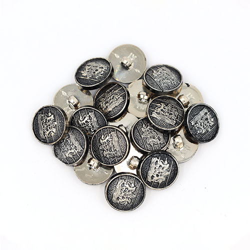 19460 Sullivans 18mm Round Plastic Shank Buttons With Crest And Studded Background - Black - 35 In A Tube