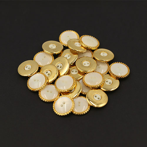 19508 Sullivans 15mm Round Plastic Buttons With Two Holes - Pearlised With Gold Border - 17 In A Tube