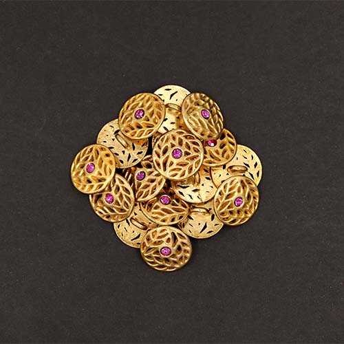 20027 Sullivans 15mm Round Metal Button With Gold Filigree Pattern & Pink Stone In Middle - 18 In A Tube 