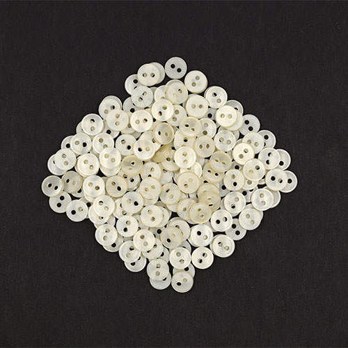 20240 Sullivans 8mm Two Hole Cup Doll Plastic Buttons - Cream - 180 In A Tube