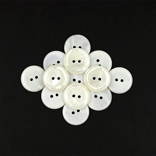20662 Sullivans 20mm Round Plastic Button Inscribed Morgam & Finch - Frosted White - 30 In A Tube