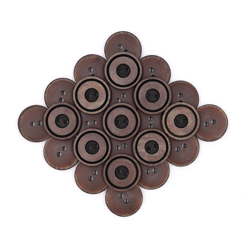 22242 Plastic Button 15mm Brown Black