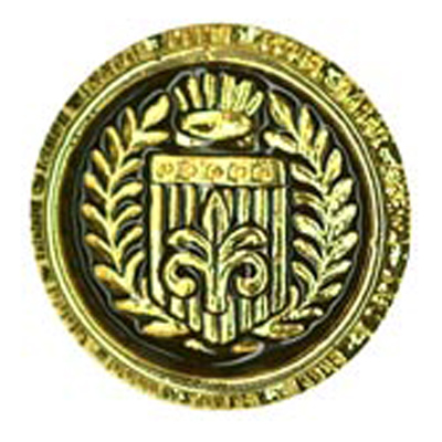 24411 Sullivans 20mm Round Plastic Shank Button With Gold Emblem And Border - Black Background - 15 In A T