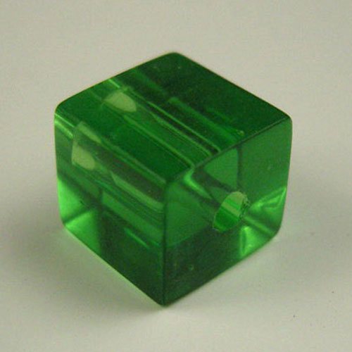 28299 Bead Cube 8mm Dark Green