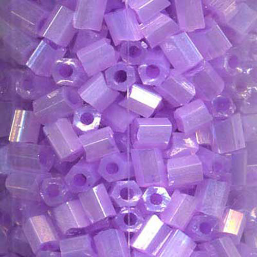 29204 Bead Bugle 2.5mm Pearl Mauve