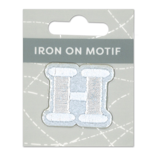 29845 Motif Iron On 35mm White H