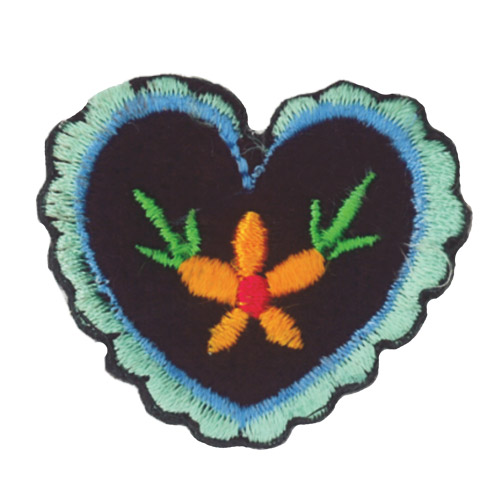 31224 Iron On Motif Black Heart