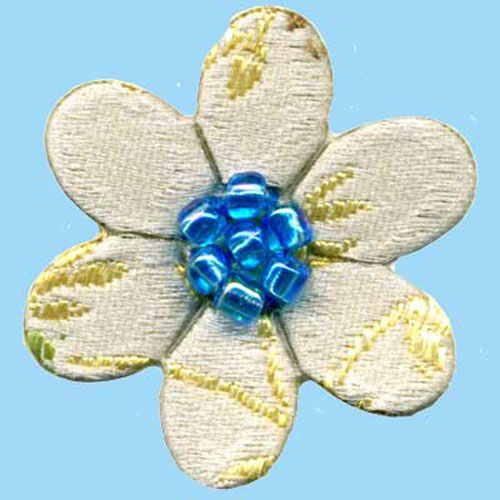 31433 Motif Iron On Flower White