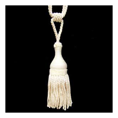 32445 Tie Back Medium French Cream