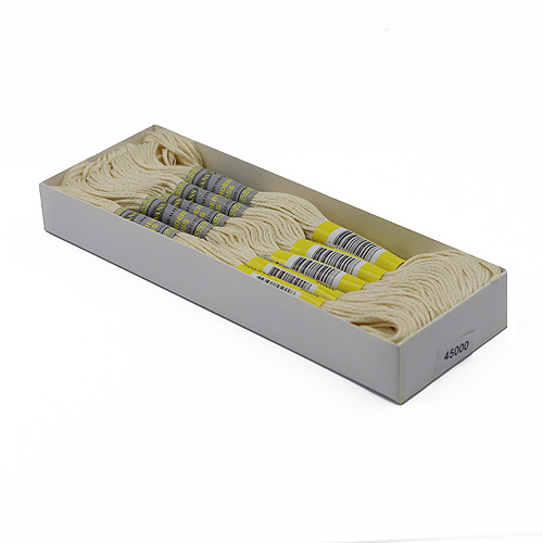 45000 Stranded Cotton 8 M Ecru