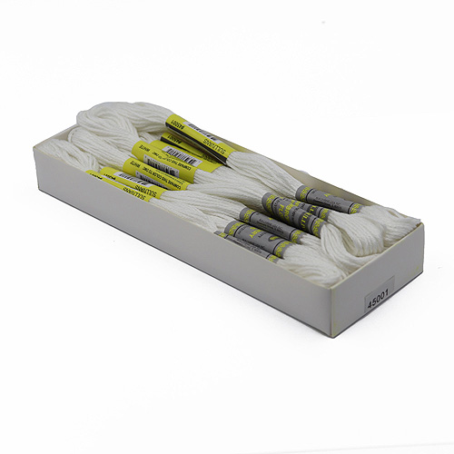 45001 Stranded Cotton 8 M White