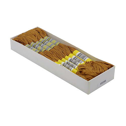 45096 Stranded Cotton 8 M Dmc 435