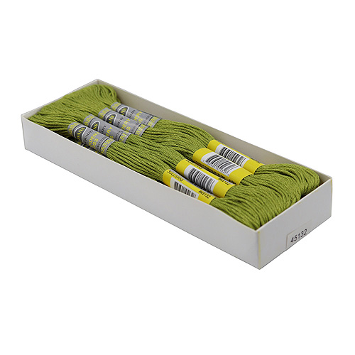 45132 Stranded Cotton 8 M Dmc 581