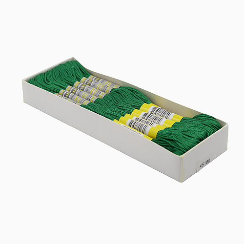 45160 Stranded Cotton 8 M Dmc 700