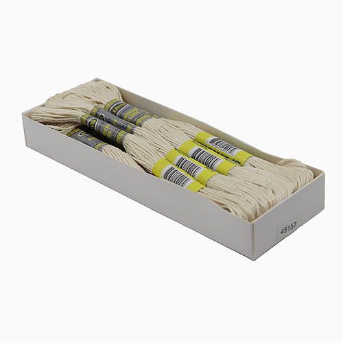 45165 Stranded Cotton 8 M Dmc 712