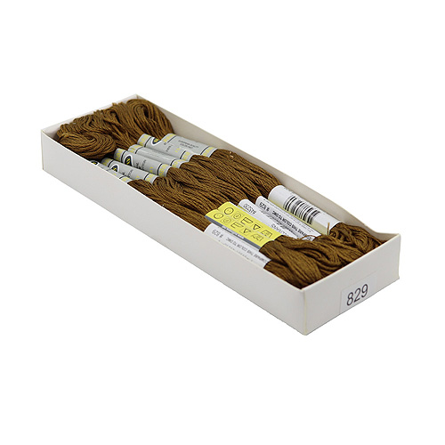 45230 Stranded Cotton 8 M Dmc 829