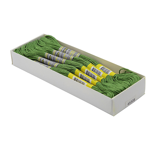 45309 Stranded Cotton 8 M Dmc 988