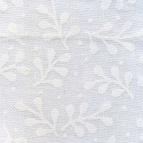 59764 Quilt Fat Quarter 50cm X 55cm White Leaf
