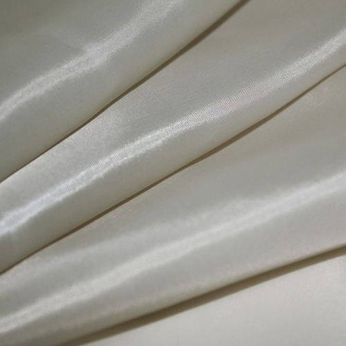 62738 Polysheen 150cm Bone