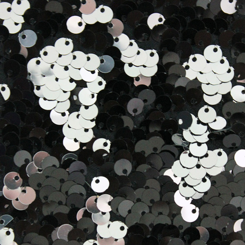 62867 Reversible Sequin 130cm Black Silver