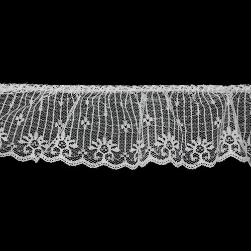 63070 Lace Nylon Frilled 60mm White