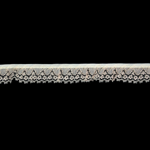 63096 Lace Nylon Frilled 20mm Cream