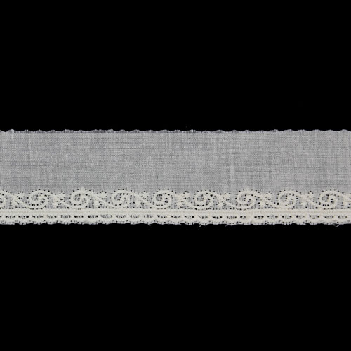 65292 Cambric Lace 30mm Dark Cream