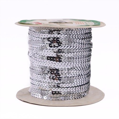 70902 Trim Sequin 3mm Silver