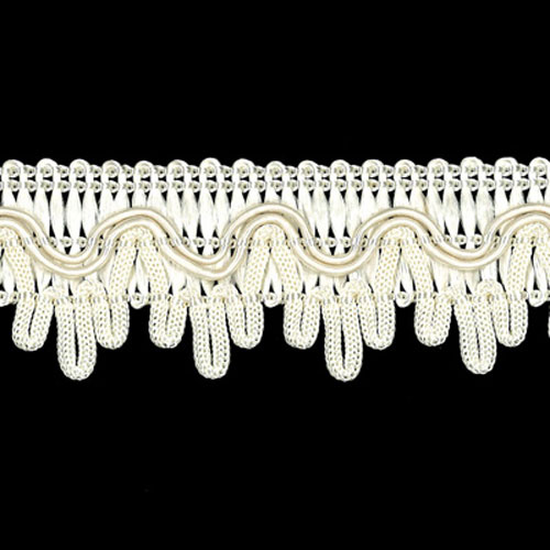 77310 Braid Scalloped 30mm Cream