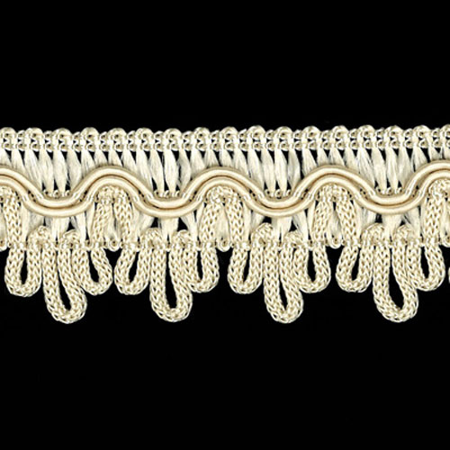 77313 Braid Scalloped 30mm French Cream