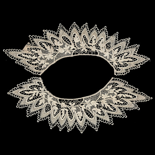79003 Guipure Collar Antique