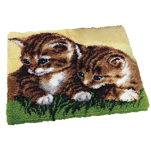 86435 Latch Hook Cushion Kit 40x40cm Cat