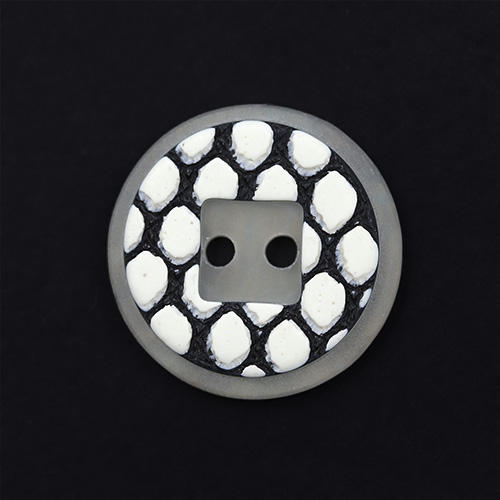 13996 Sullivans 22mm Round Plastic Button - Middle Square Opaque, Black/white Patterned - 36 In A Tube